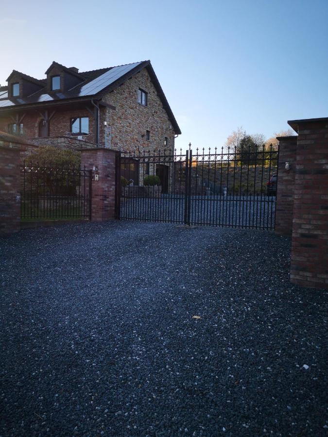 Au Louis D'Or, Gite Pour 6 Personnes , Lierneux Exterior photo