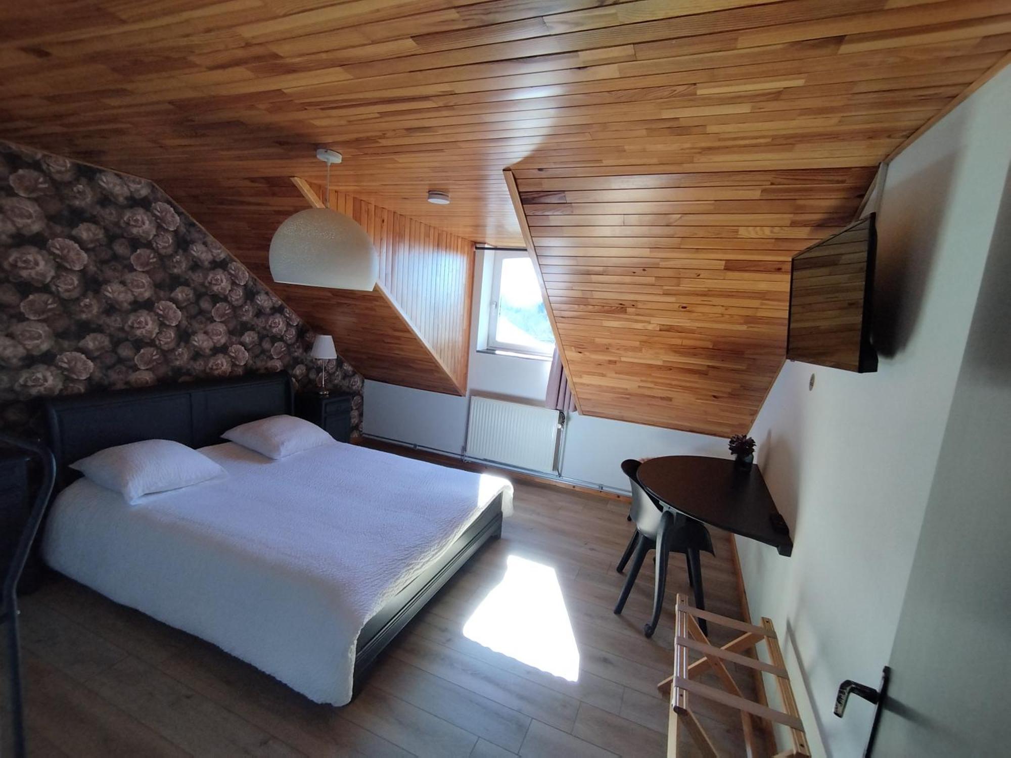 Au Louis D'Or, Gite Pour 6 Personnes , Lierneux Exterior photo